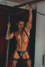 Fantasia masculina gladiador – Garota veneno - Imagem 2