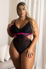 Body plus size em tule e renda com detalhe em elástico e perola - Imagem 2