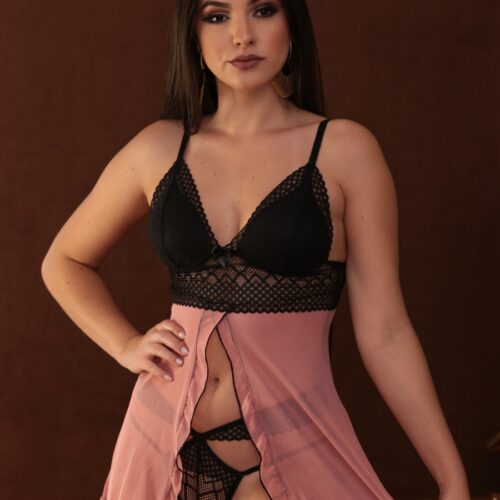 Camisola aberta na frente preto com rosa bojo gota em tule em renda