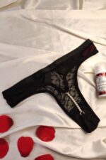 Calcinha preta com perola estilo tailandesa toda trabalhado com elástico - Imagem 3