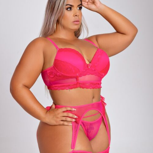 Alternative view of Conjunto Plus size sensual pink cropped com bojo feito em renda e cinta-liga