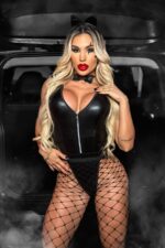 Fantasia erótica coelhinha tesão body em vinil com ziper e tiara