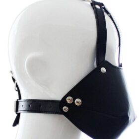 Focinheira Couro Sintético Com Fivelas Ajustáveis