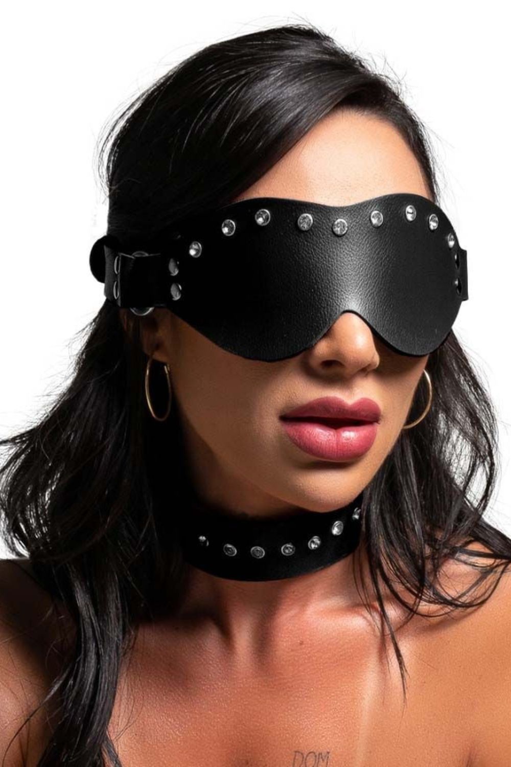 15309969436-princess-venda-tapa-olhos-luxo-dominatrixxx-01.jpg Princess Venda Tapa Olhos Luxo Dominatrixxx - Imagem 1