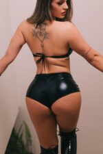 Fantasia erótica motoqueira sexy top e short em vinil - Imagem 7