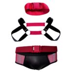 Conjunto cueca em couro sintético e tule com harness detalhe metal + par de braceletes