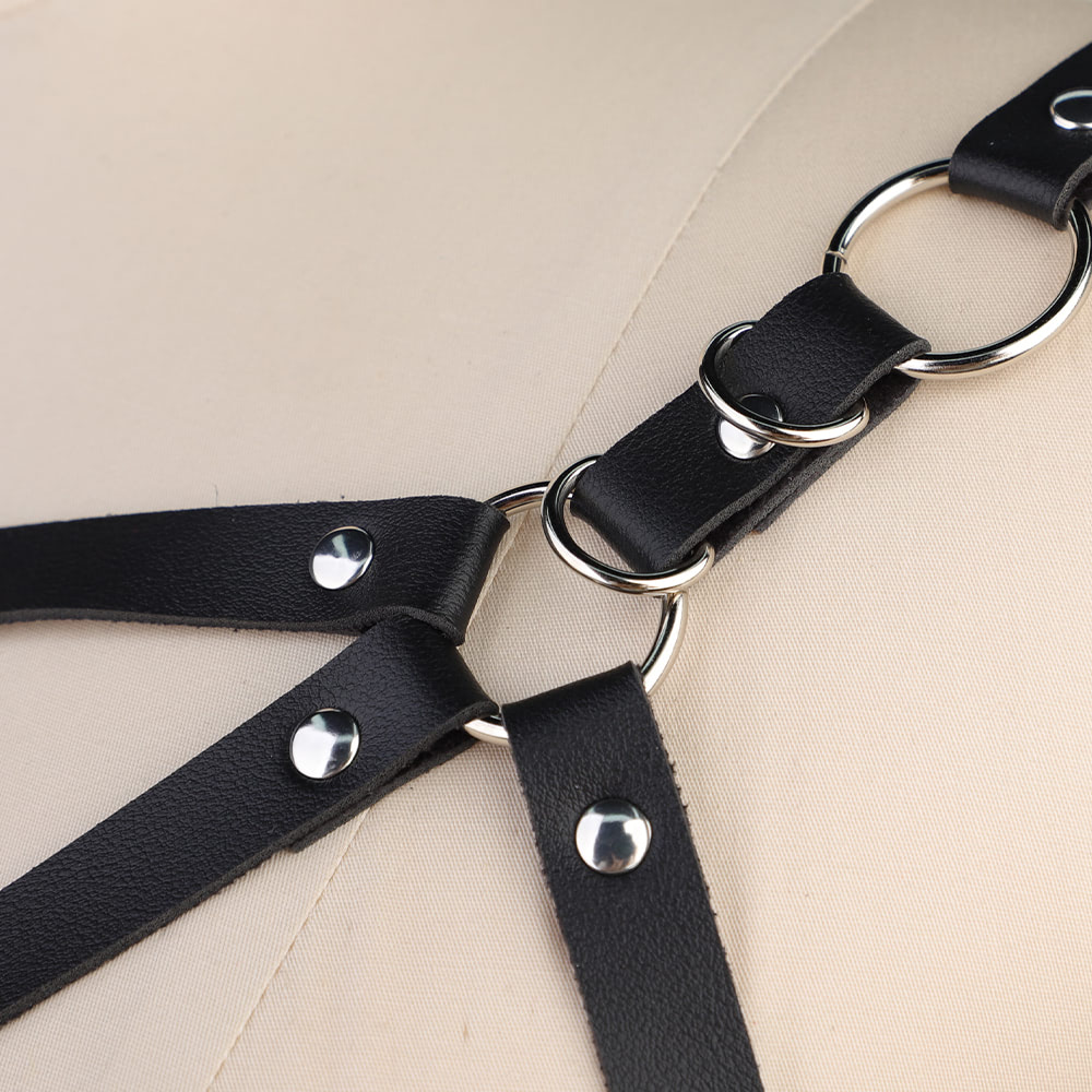 Harness Feminino de Couro com fivelas frontais - Imagem 13