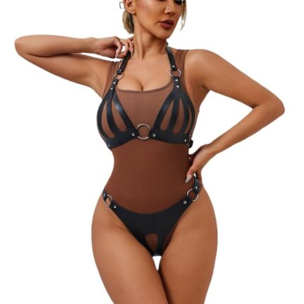 Conjunto Sutiã e Calcinha de Bondage em Couro