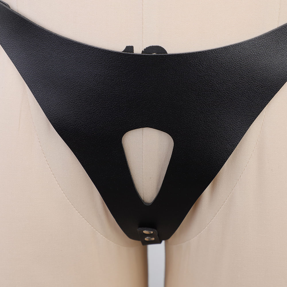 Conjunto Sutiã e Calcinha de Bondage em Couro - Imagem 15