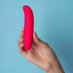 Vibrador golfinho Recarregável Go Vibe Gê cor Rosa - 11,5cm x 3cm - Imagem 4